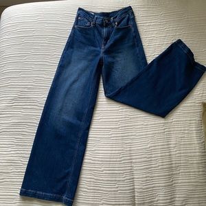 Like New GAP High Stride Wide Leg Jeans